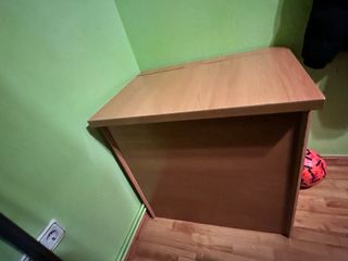 Mueble de almacenaje de madera