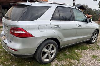 Mercedes-Benz ML 250