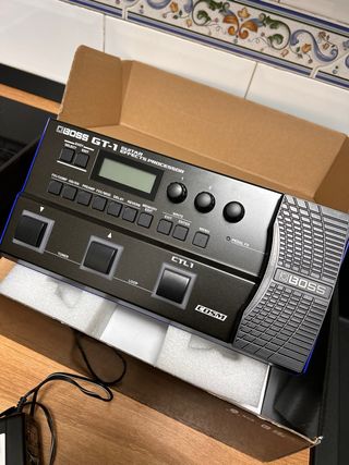 Boss GT-1 Pedalera Multiefectos Guitarra