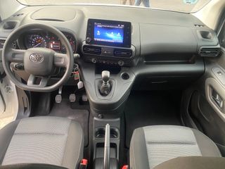 BIEN CUIDADA!!! TOYOTA PROACE CITY VERSO VX 100CV