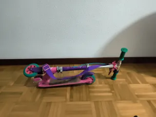 Patinete infantil rosa y morado