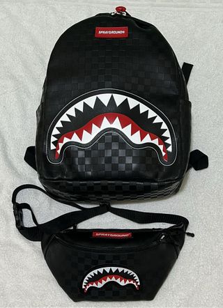 Mochila y Riñonera Sprayground Tiburón Negra