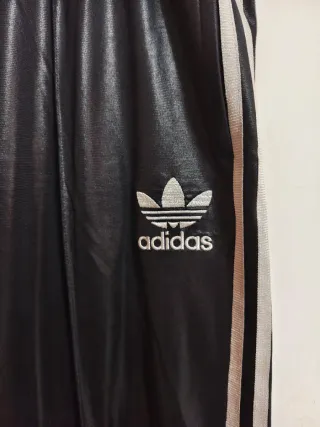 Pantalón Adidas Chile 62 efecto cuero XL