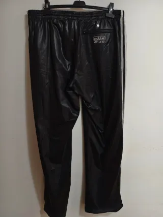 Pantalón Adidas Chile 62 efecto cuero XL