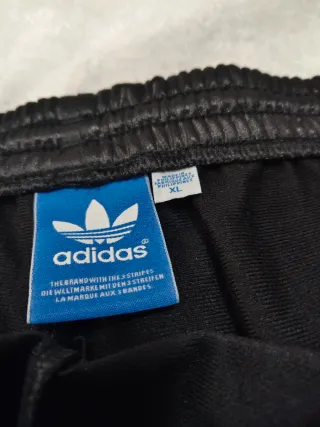 Pantalón Adidas Chile 62 efecto cuero XL