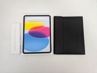 iPad 11 A16 128GB Azul + Apple Pencil + Keyboard C