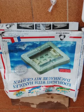 Claraboya para caravana o autocaravana