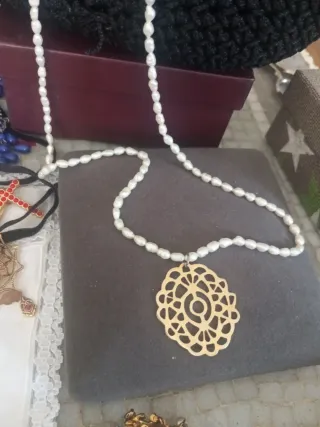 Collar perlas de río con colgante plata