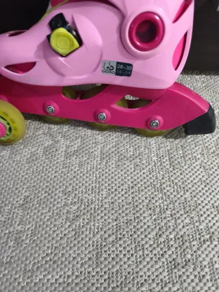 Patines rosas talla 28/30