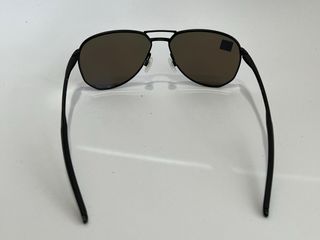 Gafas de sol negras y azules sin estrenar