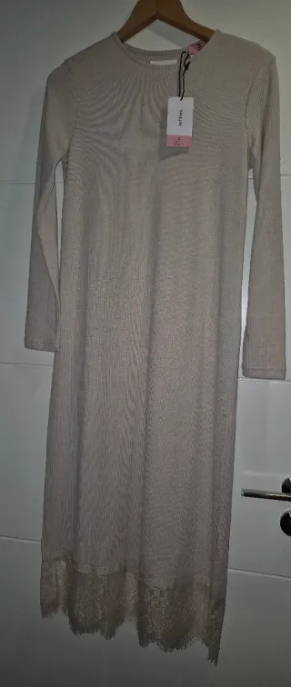 Vestido Largo Beige Lefties talla S