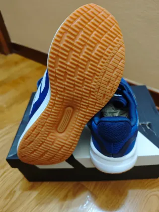 Scarpe da bambino blu Adidas