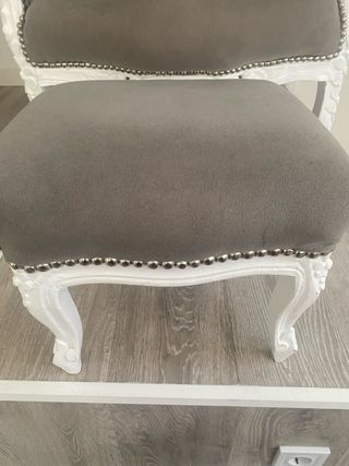 Poltrone in stile barocco grigio e bianco