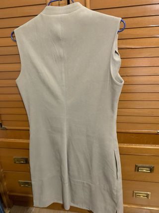 Vestido Peto Zara Beige