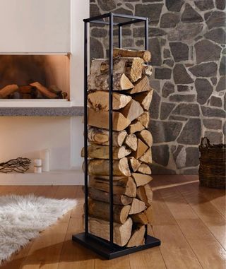 Elegante soporte para leña