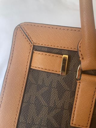 Bolso Michael Kors Marrón y Dorado #michaelkors