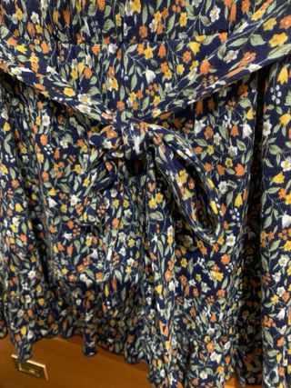 Falda preciosa de flores Hug & Clau