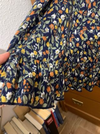 Falda preciosa de flores Hug & Clau