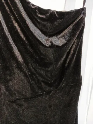 Abito monospalla lungo nero e oro Tg S