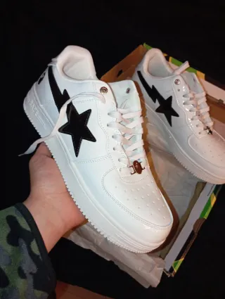 Zapatillas Bape Sta Blancas y Negras