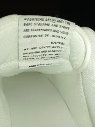 Zapatillas Bape Sta Blancas y Negras