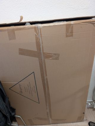 Mesa comedor + 4 sillas madera y metal