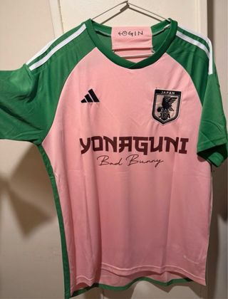 Camiseta Japón x Bad Bunny Adidas