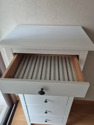 Cómoda IKEA HEMNES 5 cajones blanca