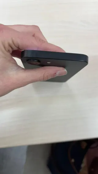 iPhone 16e - Salud de Batería 100%