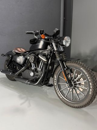 Harley Davidson Iron 883