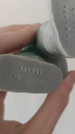 Figura sofubi vintage del kaiju Icarus