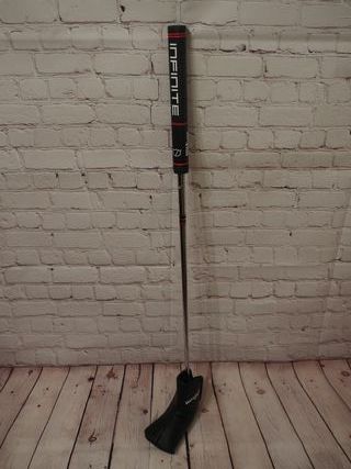 Wilson Infinite Grant Park Putter