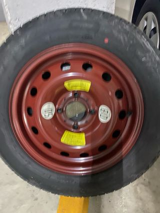 Rueda repuesto citroen C3 NUEVA sin estrenar.