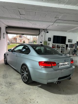 BMW M3 e92 MANUAL Carbon
