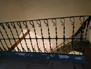 Barandilla de hierro forjado antigua