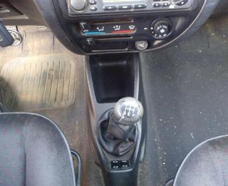 Bomba de dirección citroen 183042610z saxo 353456