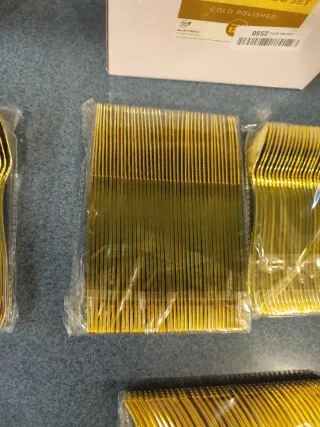 2 Lotes Cubiertos Plástico Duro Reutilizables(240)