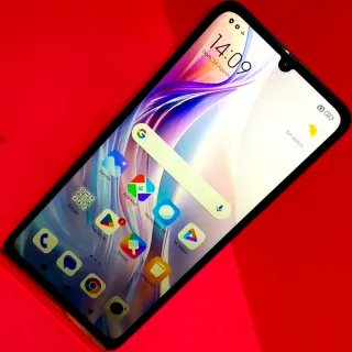 XIAOMI REDMI 13C 5G 128GB 4GB RAM SEMINUEVO