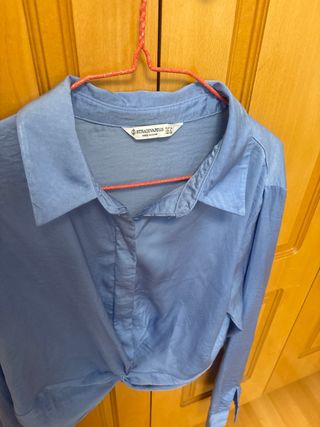 Camisa Stradivarius azul talla S