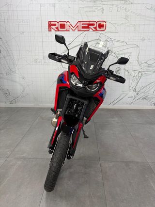 HONDA AFRICA TWIN 2025 STANDARD ROJA - OCASIÓN