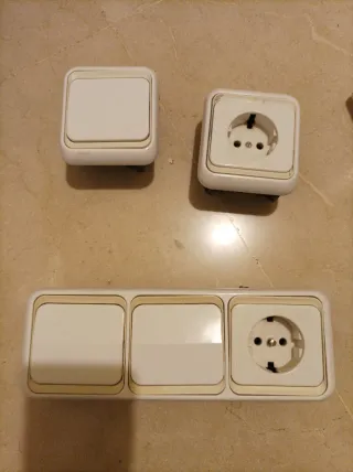 Lote Simon 75 Marcos, Interruptores y Enchufes