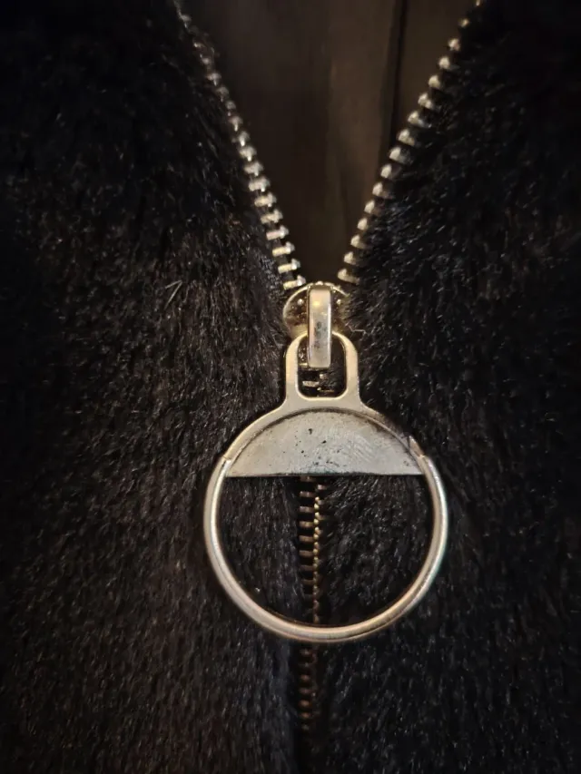 Chaqueta peluda negra Fashion Italy