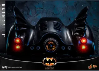 Batmobile Hot Toys 1/6 Escala Coleccionable