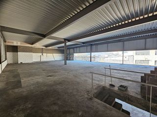 Nave industrial en venta en Can Parellada en Terrassa
