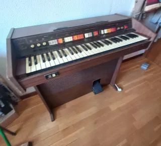 Órgano electrónico WEBO Super Pigalle