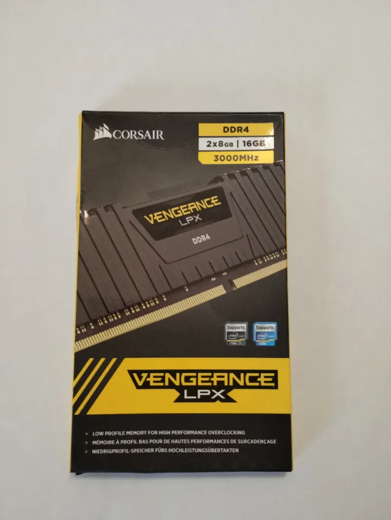RAM DDR4 Corsair 16GB 3000MHz afbeelding 2