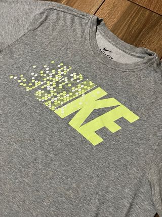Camiseta Nike Gris Talla XL