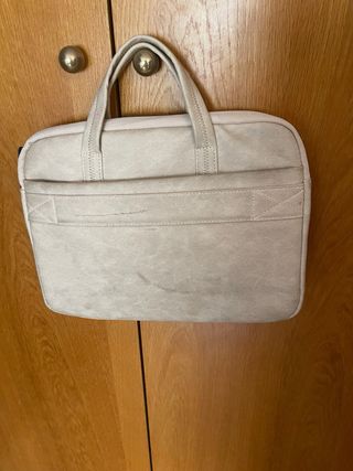 Maletín portátil chica SackIt beige