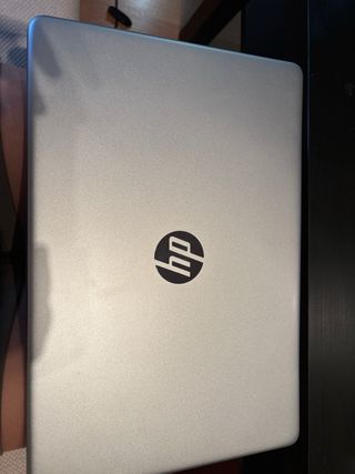 HP Laptop 15s Plata