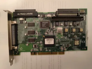 Tarjeta controladora Adaptec AHA 2940U2W SCSI